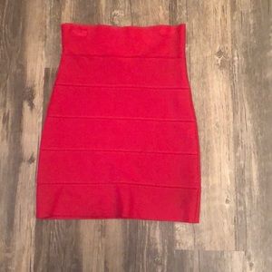 🖤 BCBG BANDAGE SKIRT